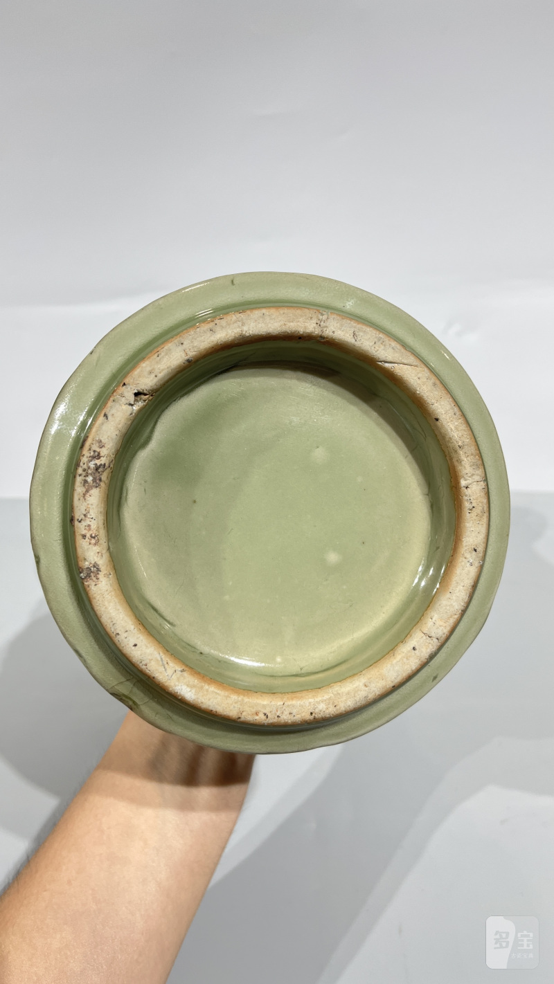 明 龙泉青釉兽面纹花觚 - 图7